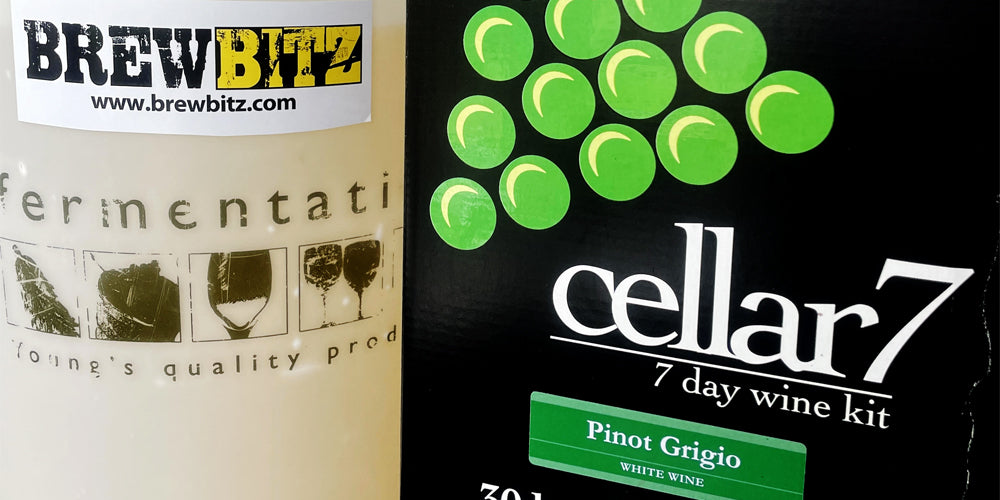Making a Cellar 7 Pinot Grigio wine kit